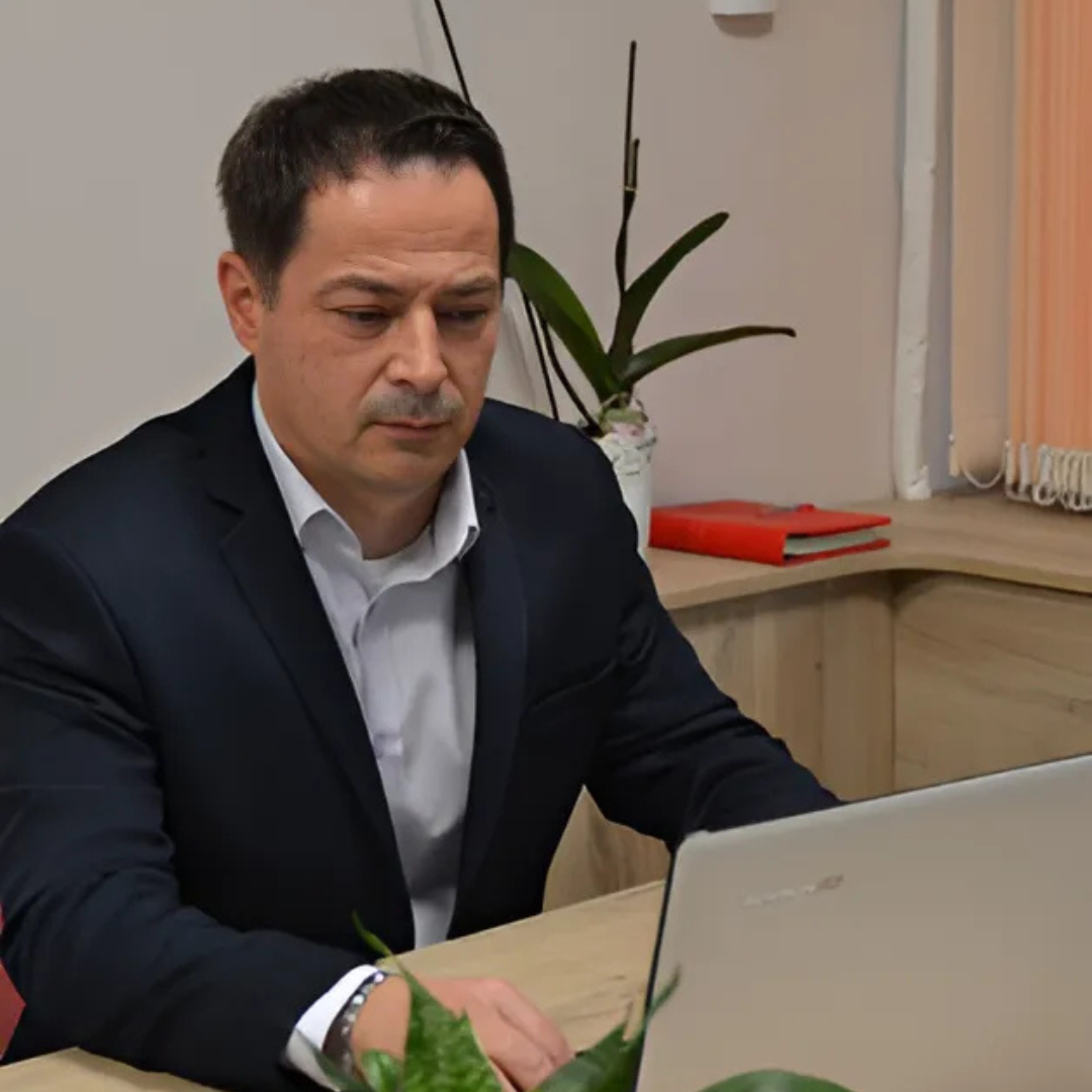 https://abix.mk/wp-content/uploads/2025/08/Tode-Kasapinov.png